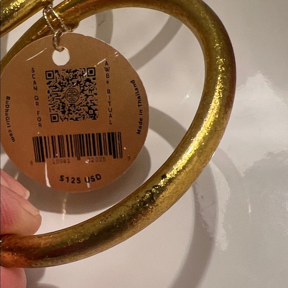 Budhagirl Radiant Gold Bangles - Picture 6 of 7